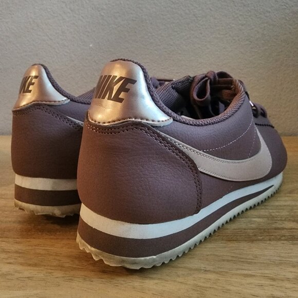 Nike Classic Cortez Leather Shoes Womens Size 10 AV4618-200 - Picture 4 of 16